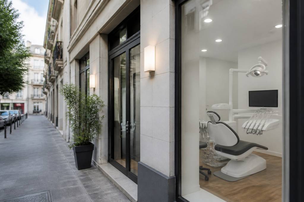 Dentaire rue : trouver des soins dentaires près de chez vous